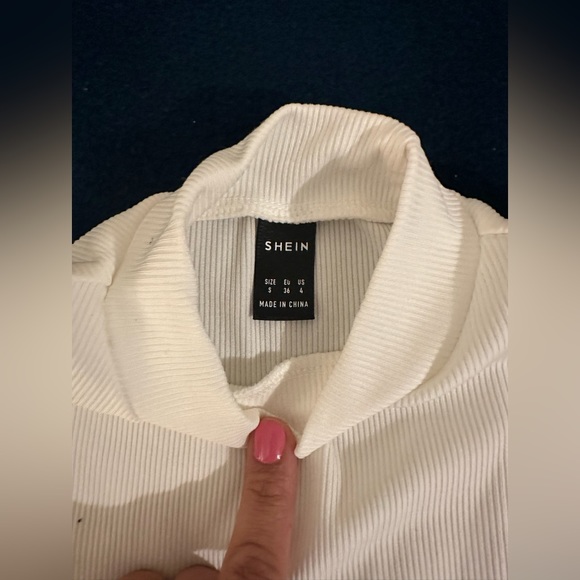 Basic shirt bundle - Picture 2 of 10